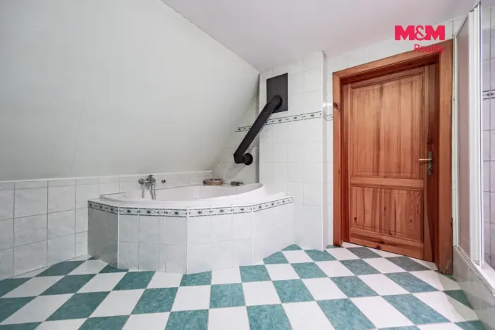Prodej rodinného domu, Mnichovice - Božkov, Nad rybníkem, 312 m2