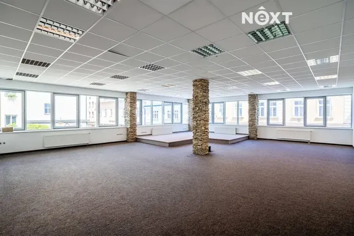 Prodej obchodního prostoru, Vrchlabí, Krkonošská, 905 m2