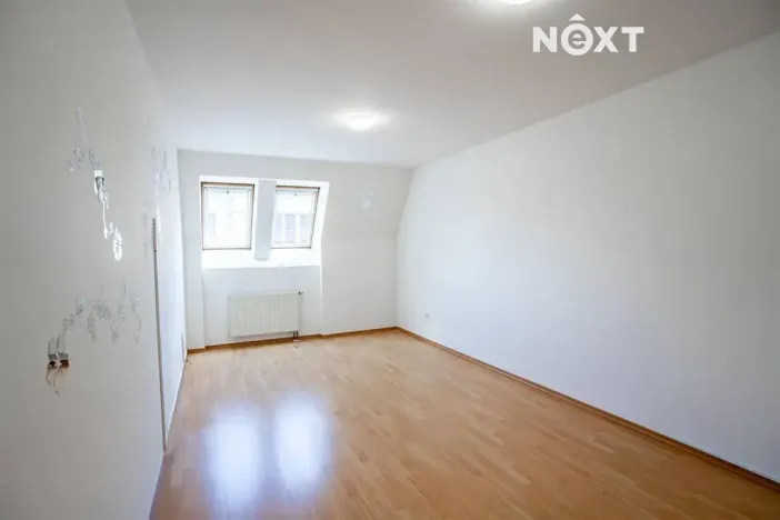Prodej obchodního prostoru, Vrchlabí, Krkonošská, 905 m2