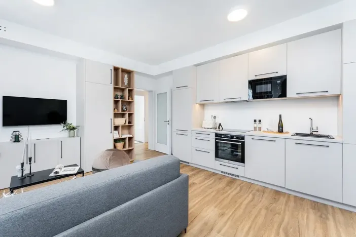 Pronájem bytu 2+kk, Praha - Vysočany, Odkolkova, 58 m2