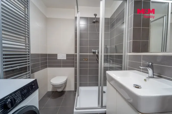 Pronájem bytu 2+kk, Plzeň - Jižní Předměstí, U Borských kasáren, 44 m2