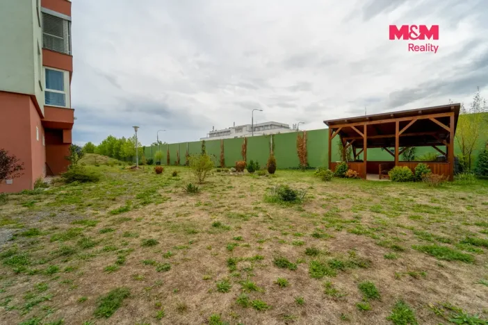 Pronájem bytu 2+kk, Plzeň - Jižní Předměstí, U Borských kasáren, 44 m2