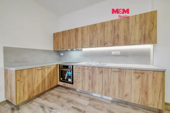 Prodej rodinného domu, Luby, Revoluční, 218 m2