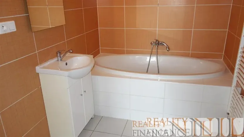Pronájem bytu 2+kk, Plzeň, Na Roudné, 52 m2