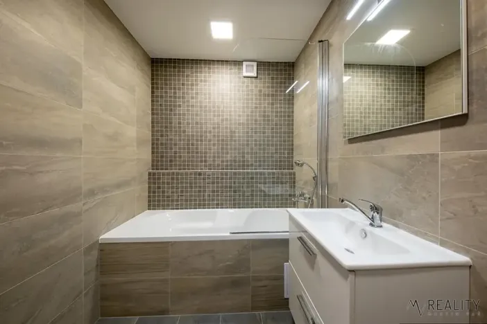 Pronájem bytu 2+1, Ostrava, Varenská, 58 m2