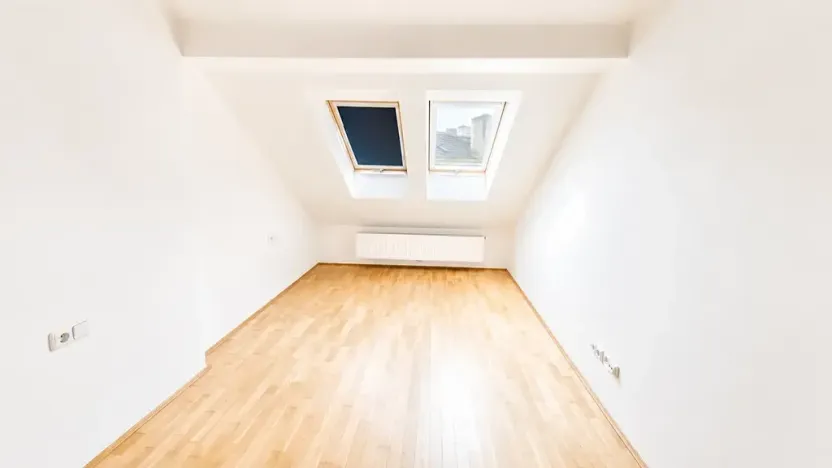 Pronájem bytu 3+kk, Praha - Žižkov, Bořivojova, 83 m2