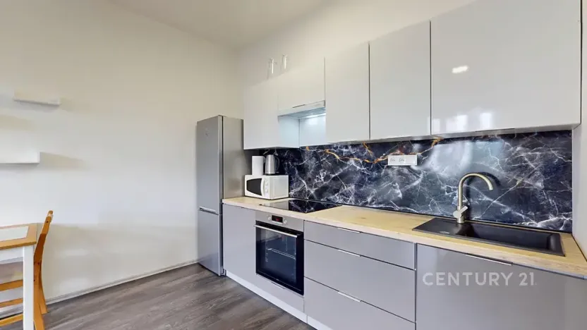 Pronájem bytu 2+kk, Ostrava, Bratrská, 42 m2