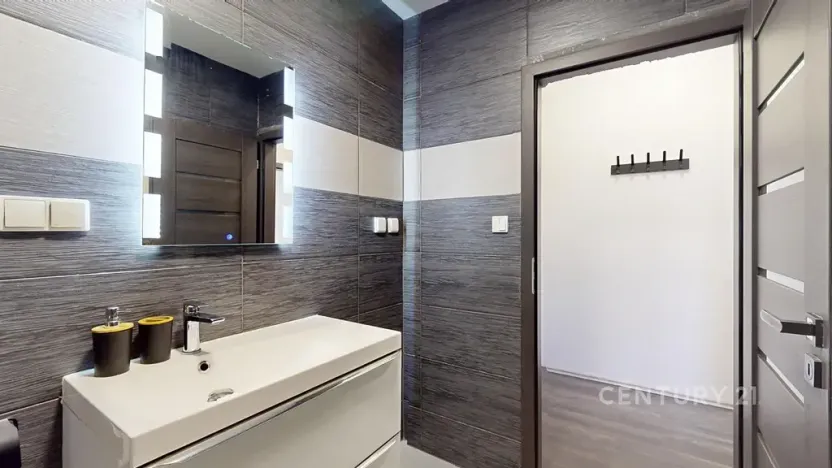 Pronájem bytu 2+kk, Ostrava, Bratrská, 42 m2