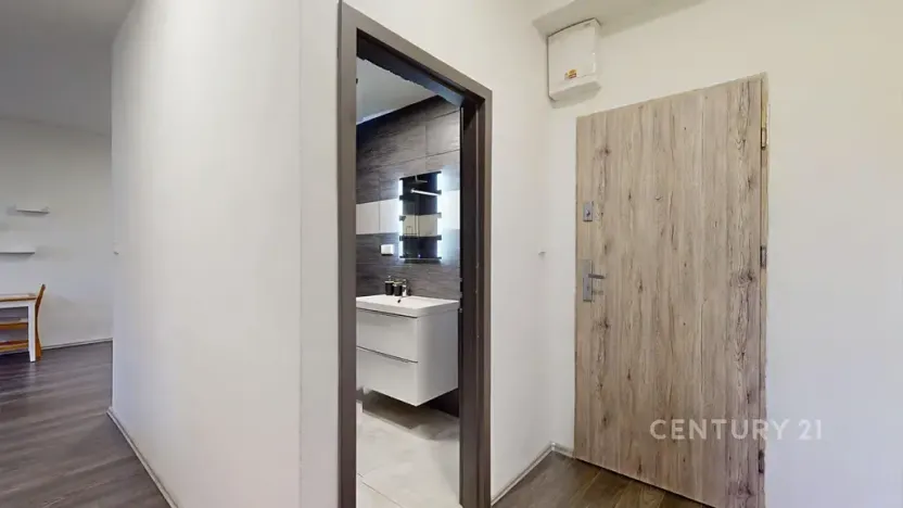 Pronájem bytu 2+kk, Ostrava, Bratrská, 42 m2