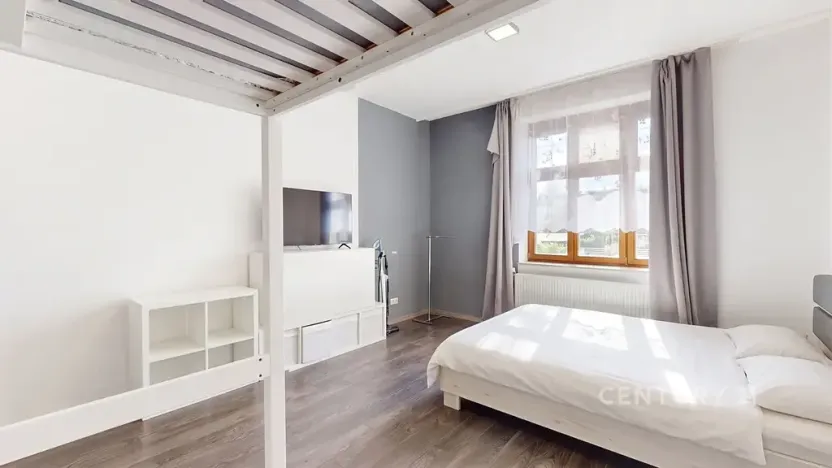 Pronájem bytu 2+kk, Ostrava, Bratrská, 52 m2