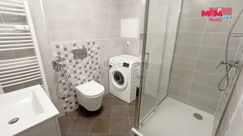 Pronájem bytu 1+kk, Most, Radniční, 34 m2