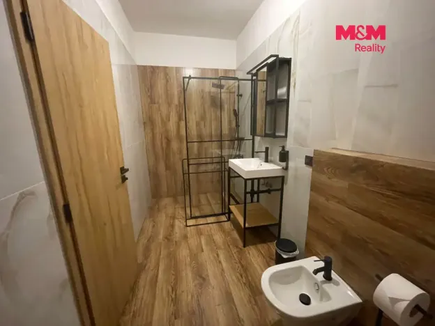 Pronájem bytu 3+kk, Nupaky, 80 m2