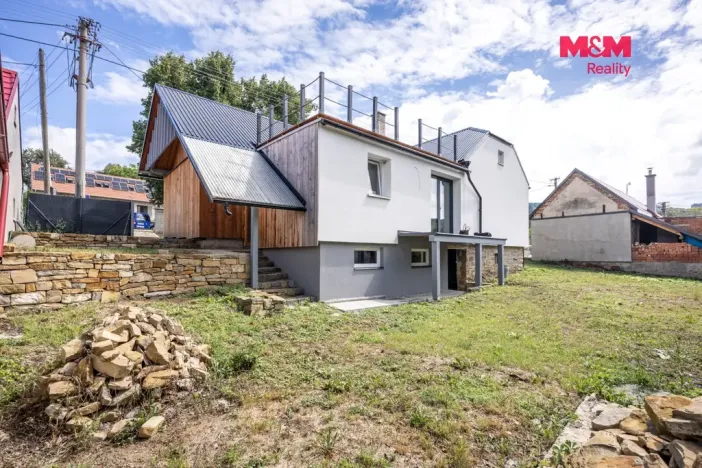 Prodej rodinného domu, Bojkovice - Bzová, 182 m2