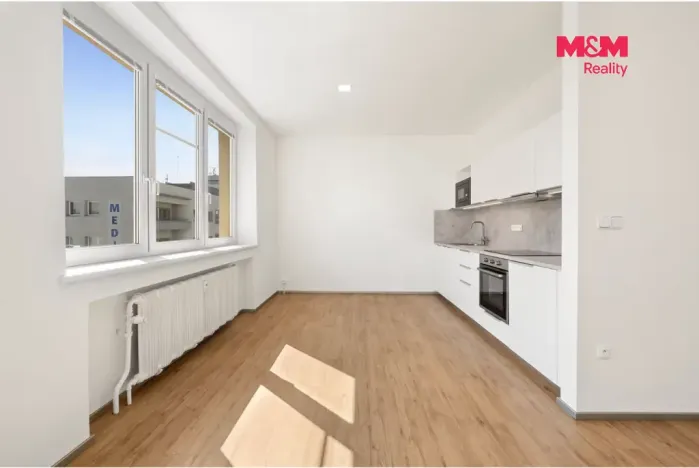 Prodej bytu 3+kk, Hradec Králové, Resslova, 92 m2