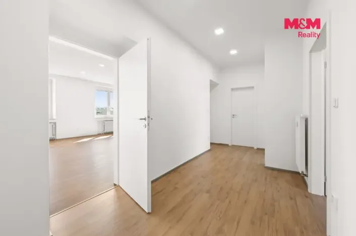 Prodej bytu 3+kk, Hradec Králové, Resslova, 92 m2