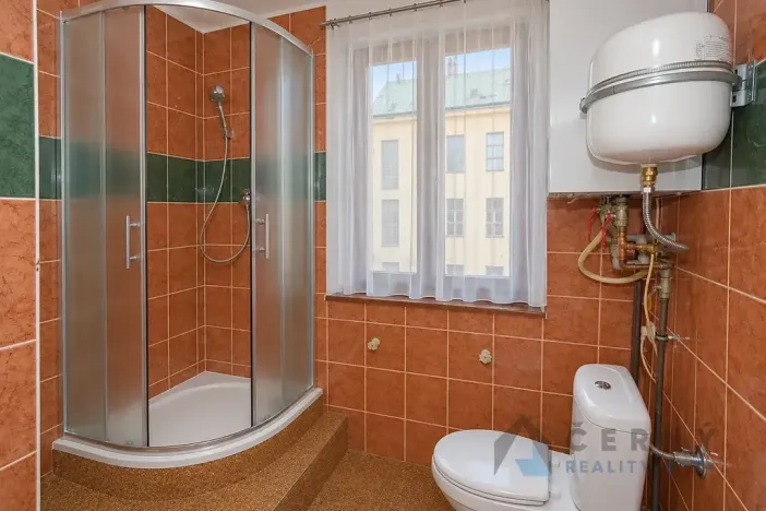 Pronájem bytu 1+kk, Liberec, nám. Sokolovské, 45 m2
