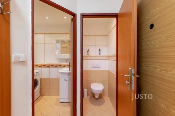 Pronájem bytu 3+kk, Praha - Petrovice, Rezlerova, 63 m2