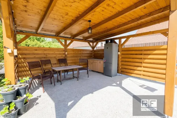 Prodej rodinného domu, Chudeřice, 220 m2