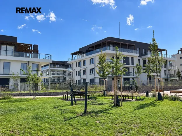 Pronájem bytu 3+kk, Praha - Dolní Chabry, U Traktorky, 77 m2