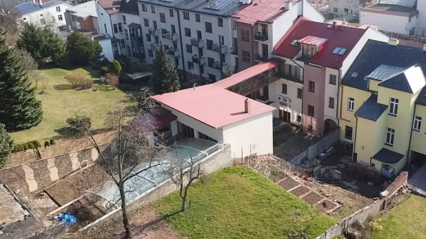 Prodej vícegeneračního domu, Náchod, Komenského, 1000 m2