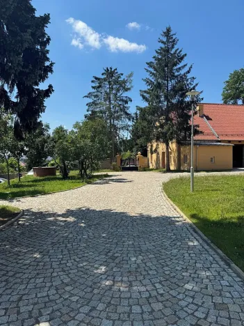 Pronájem skladu, Praha - Libeň, Zvonařovská, 25 m2