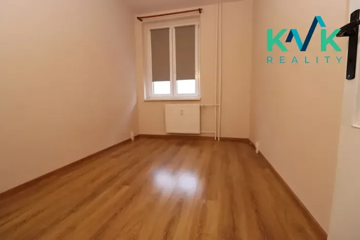 Prodej bytu 3+1, Horní Slavkov, Školní, 62 m2