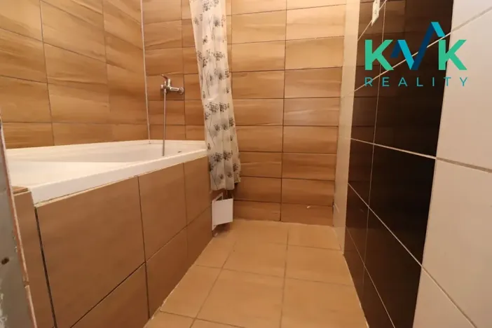 Prodej bytu 3+1, Horní Slavkov, Školní, 62 m2