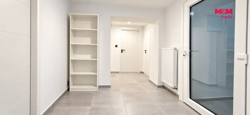 Pronájem atypického bytu, Pardubice - Bílé Předměstí, Ke Tvrzi, 18 m2