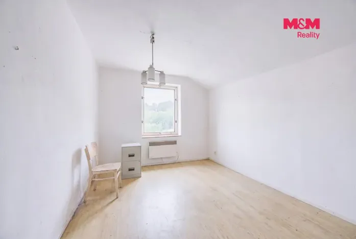 Prodej bytu 2+1, Úpice, Puškinova, 336 m2
