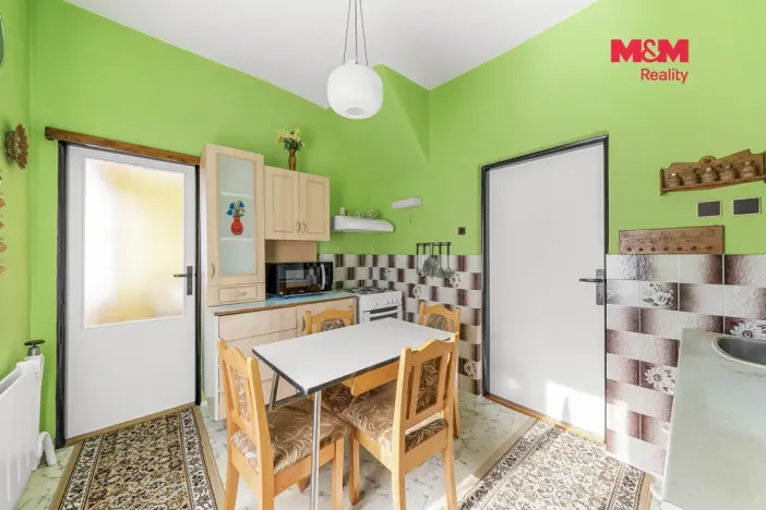 Prodej rodinného domu, Chlumec - Český Újezd, 190 m2