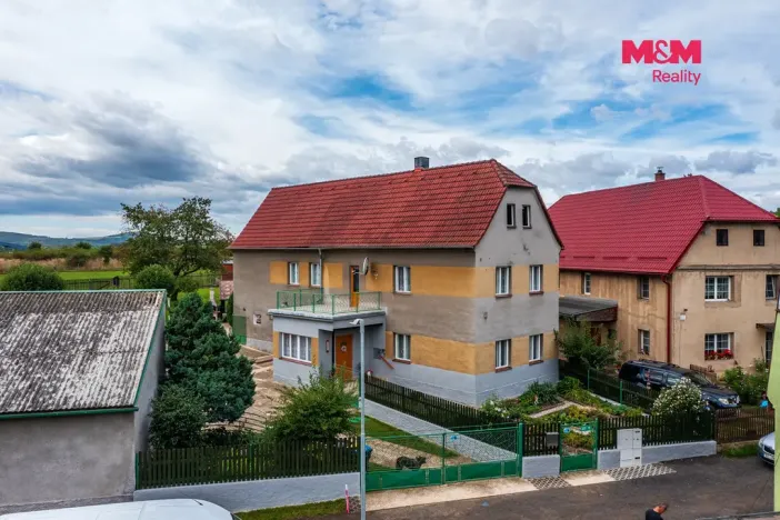 Prodej rodinného domu, Chlumec - Český Újezd, 190 m2