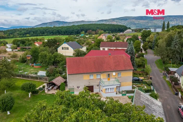 Prodej rodinného domu, Chlumec - Český Újezd, 190 m2