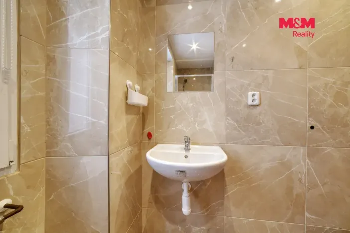 Pronájem bytu 2+kk, Františkovy Lázně, Národní, 69 m2