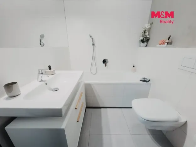 Pronájem bytu 2+kk, Jablonec nad Nisou, Soukenná, 41 m2