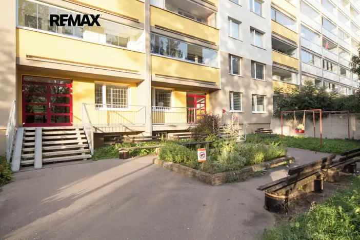 Prodej bytu 2+kk, Praha - Stodůlky, Nušlova, 43 m2