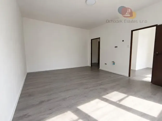 Pronájem bytu 2+kk, Třinec, Slezská, 36 m2