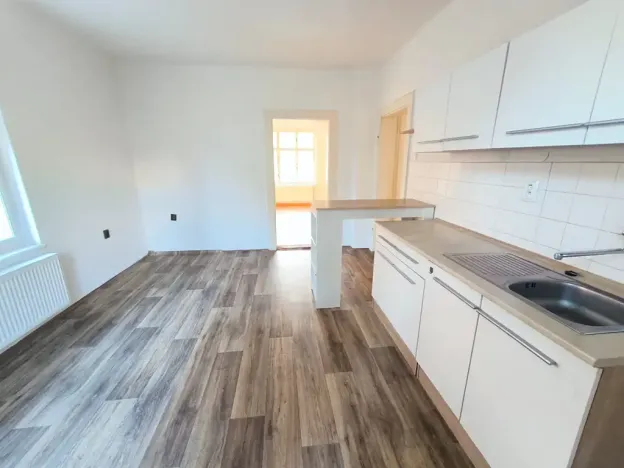 Pronájem bytu 2+1, Děčín, U Dvora, 66 m2