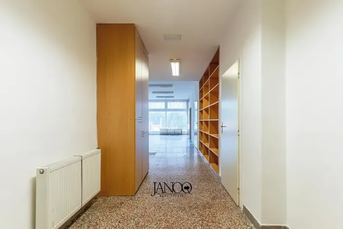 Pronájem kanceláře, Bílovice nad Svitavou, 87 m2