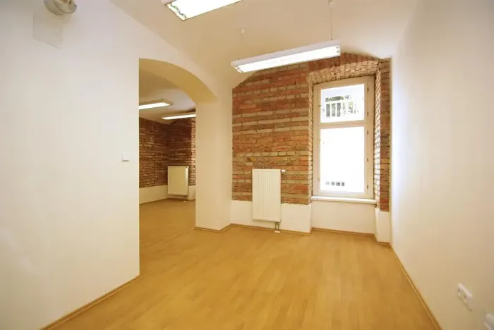 Pronájem obchodního prostoru, Praha - Vinohrady, Mánesova, 135 m2