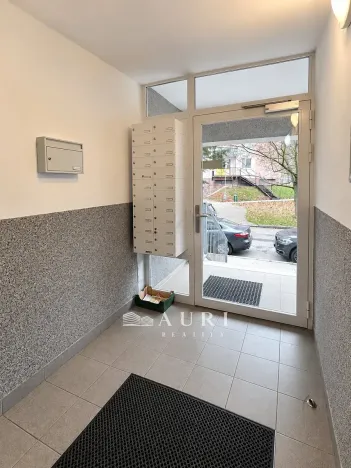 Prodej bytu 2+kk, Praha - Hlubočepy, Pražského, 45 m2