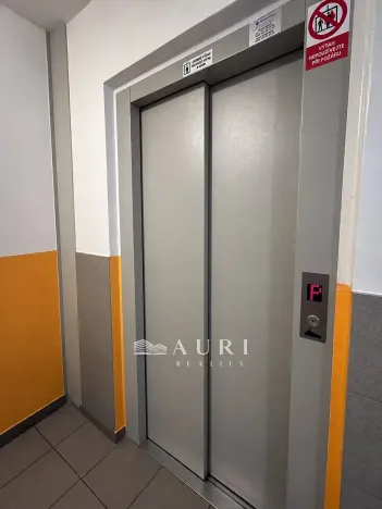 Prodej bytu 2+kk, Praha - Hlubočepy, Pražského, 45 m2