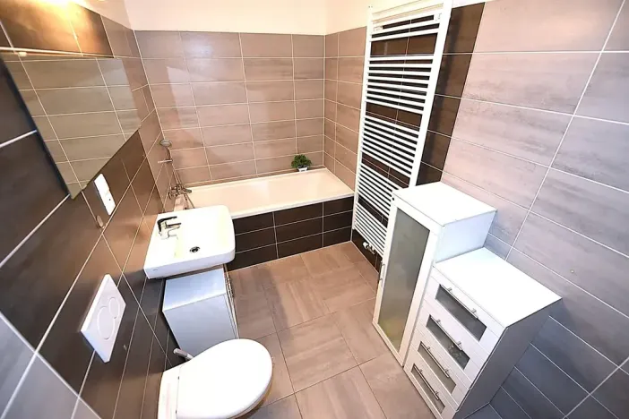 Pronájem bytu 1+kk, Kladno, Generála Selnera, 37 m2
