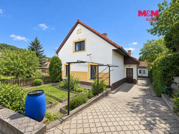 Pronájem bytu 2+kk, Brloh, 34 m2