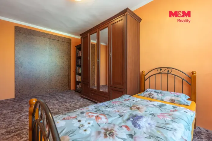 Prodej bytu 3+1, Kunovice, V Humnech, 64 m2