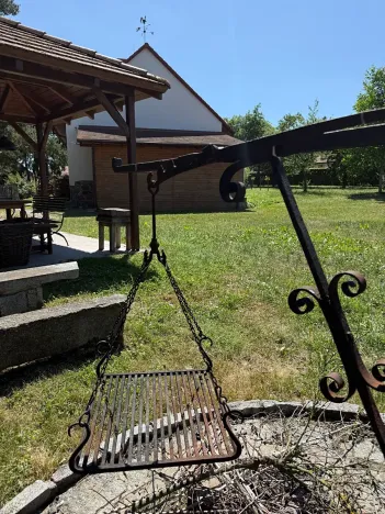 Prodej rodinného domu, Lety, 550 m2