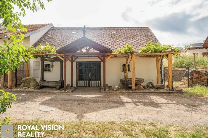 Prodej vinného sklepa, Březí, 76 m2