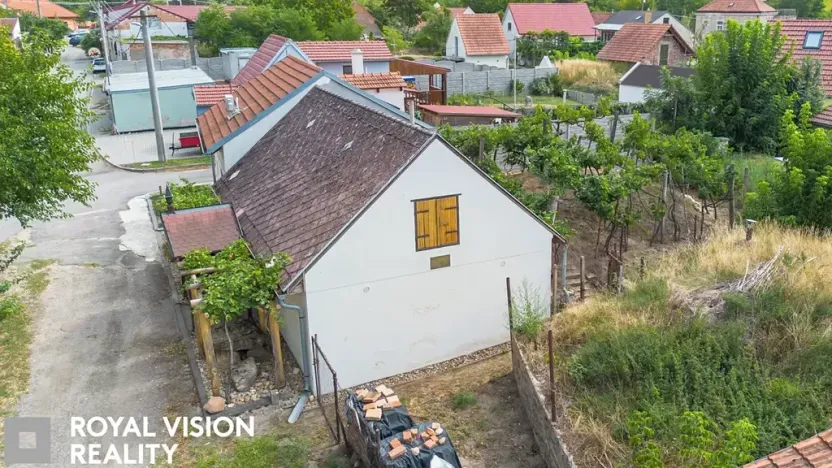Prodej vinného sklepa, Březí, 76 m2