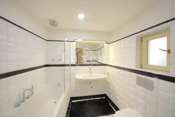 Pronájem bytu 2+kk, Praha - Nové Město, Soukenická, 67 m2