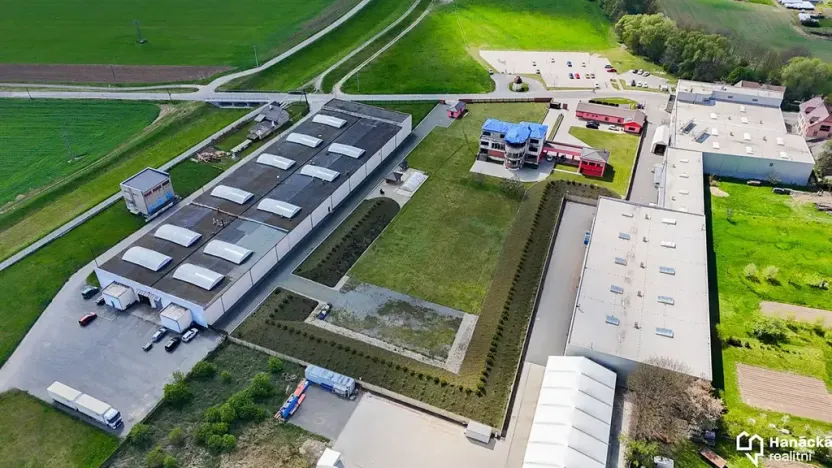 Prodej komerčního pozemku, Moravičany, 13670 m2