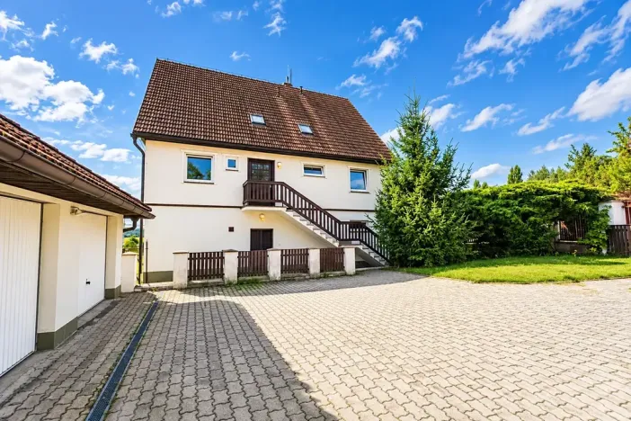 Prodej rodinného domu, Seč, Sídl. 9. května, 294 m2